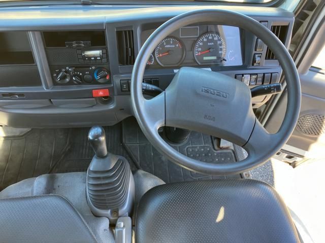 ISUZU ELF 2015 Image 31