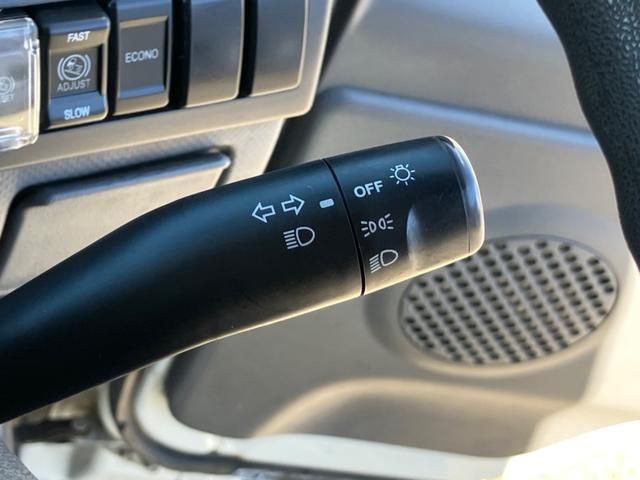 ISUZU ELF 2015 Image 31