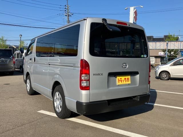 TOYOTA HIACE VAN 4WD 2019 Image 31