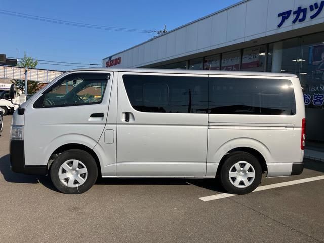 TOYOTA HIACE VAN 4WD 2019 Image 31