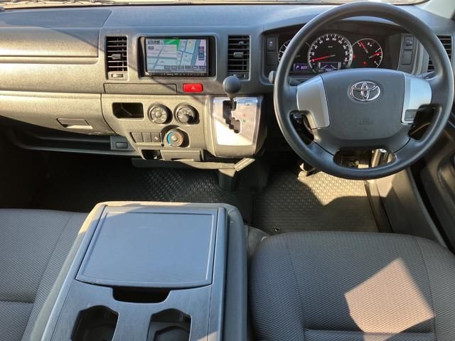 TOYOTA HIACE VAN 4WD 2019 Image 31