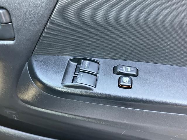 TOYOTA HIACE VAN 4WD 2019 Image 31