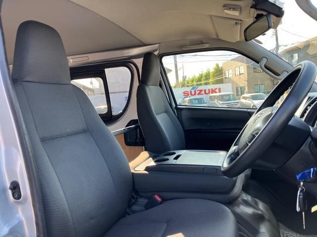 TOYOTA HIACE VAN 4WD 2019 Image 31