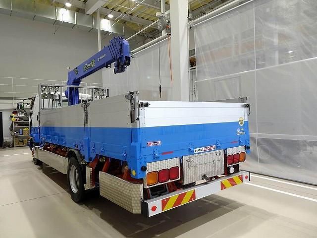 MITSUBISHI FUSOU FIGHTER 2015 Image 31