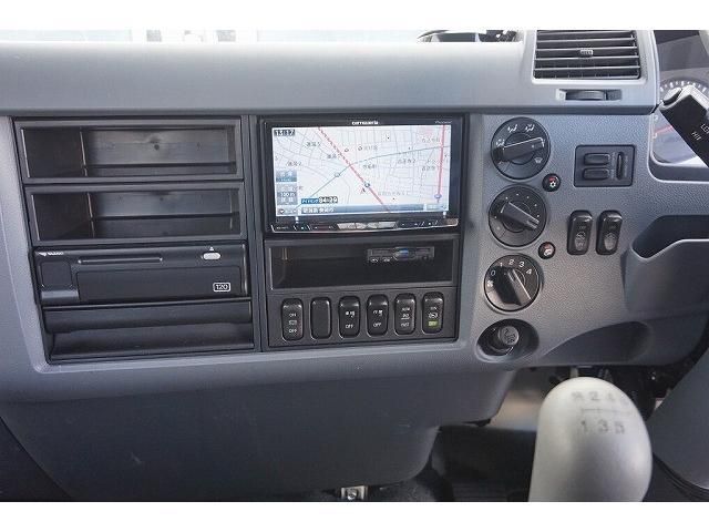 MITSUBISHI FUSOU FIGHTER 2015 Image 31