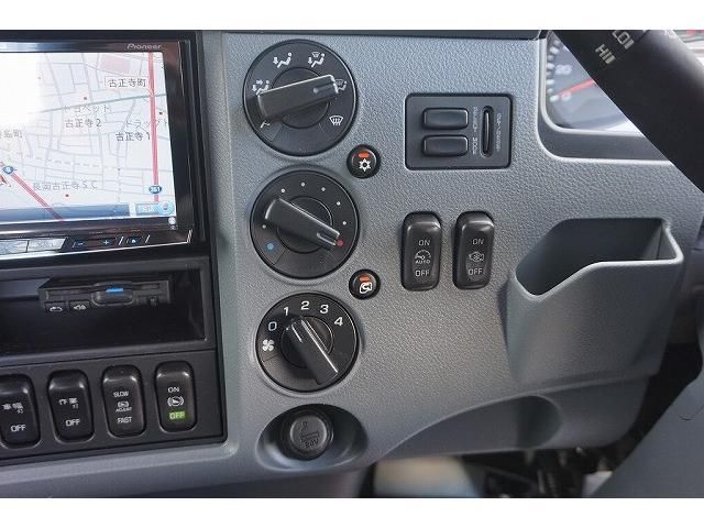 MITSUBISHI FUSOU FIGHTER 2015 Image 31