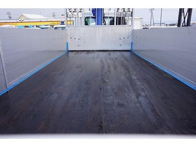 MITSUBISHI FUSOU FIGHTER 2015 Image 31