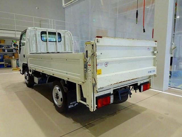 ISUZU ELF 2018 Image 31