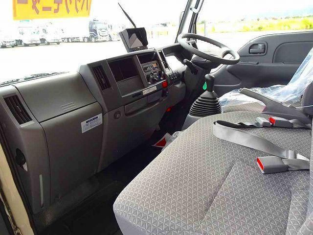 ISUZU ELF 2018 Image 31