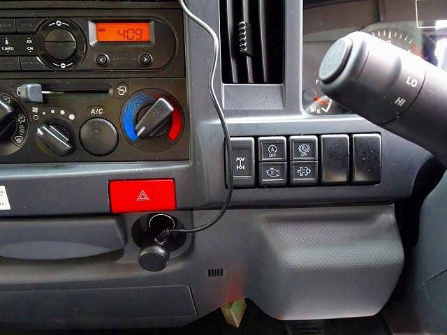 ISUZU ELF 2018 Image 31