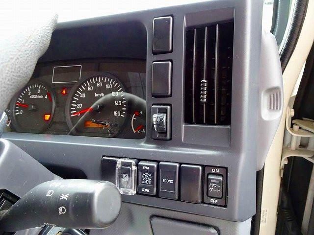 ISUZU ELF 2018 Image 31