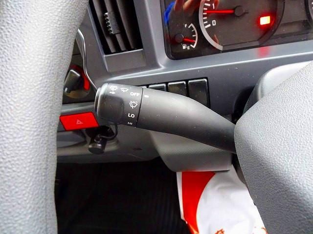 ISUZU ELF 2018 Image 31