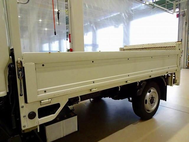 ISUZU ELF 2018 Image 31