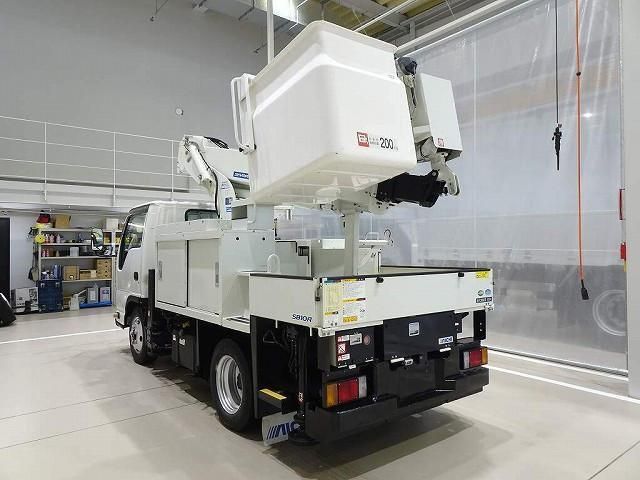 ISUZU ELF 2017 Image 31