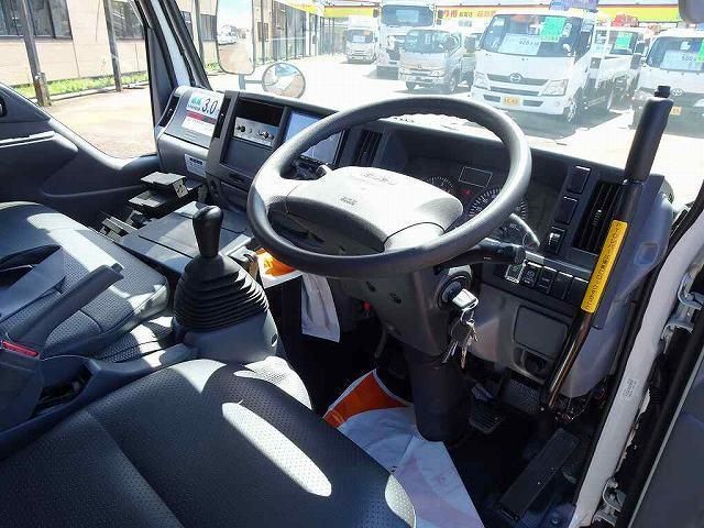 ISUZU ELF 2017 Image 31