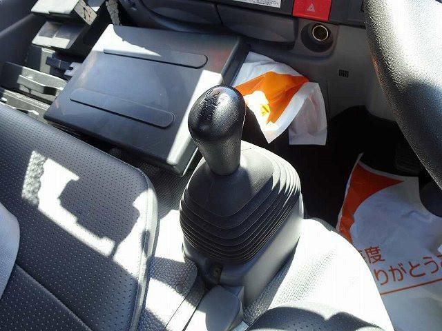 ISUZU ELF 2017 Image 31