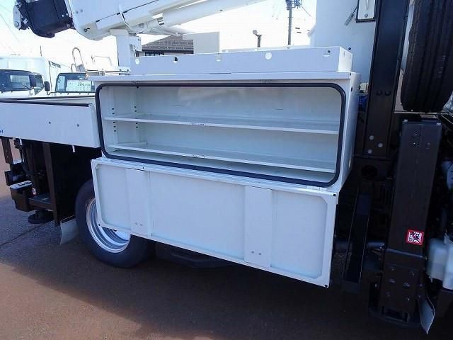 ISUZU ELF 2017 Image 31