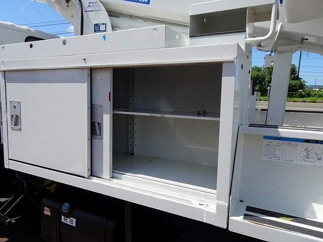 ISUZU ELF 2017 Image 31