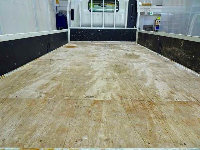 ISUZU ELF 2020 Image 31