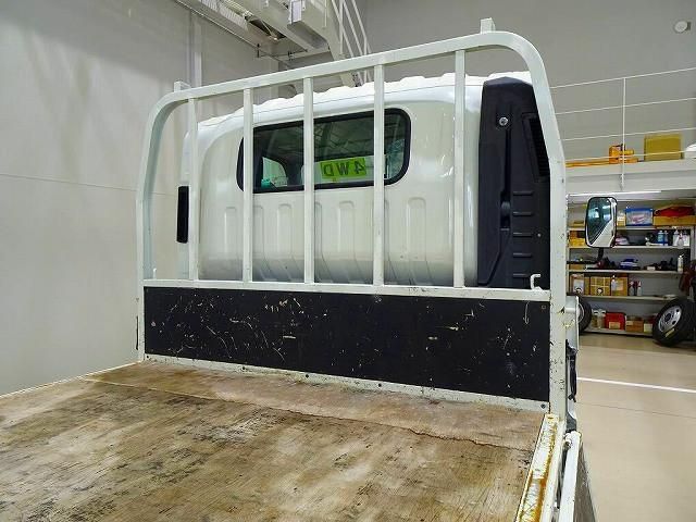 ISUZU ELF 2020 Image 31