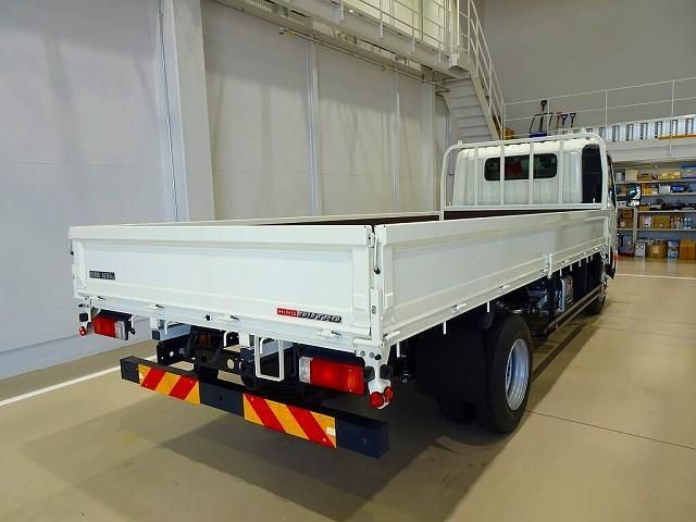 HINO DUTRO 2023 Image 31