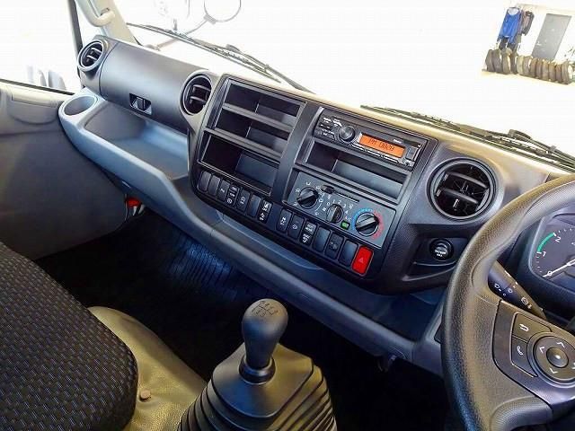 HINO DUTRO 2023 Image 31