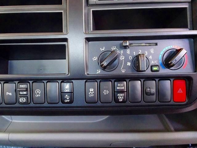 HINO DUTRO 2023 Image 31