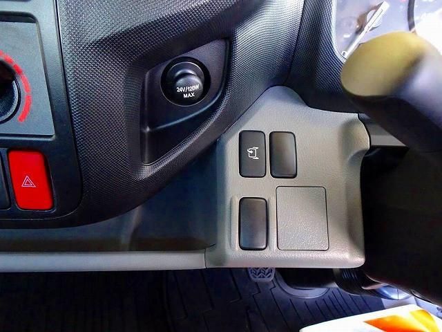 HINO DUTRO 2023 Image 31