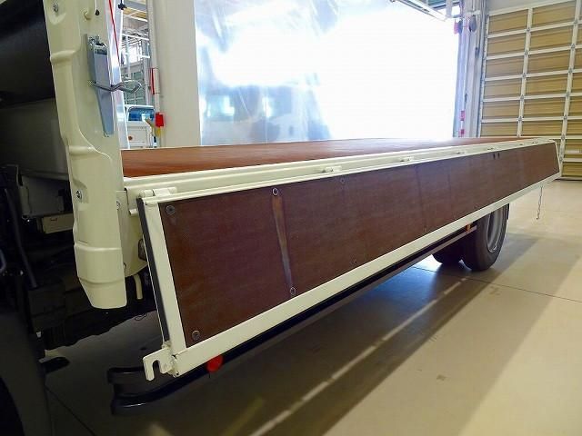 HINO DUTRO 2023 Image 31