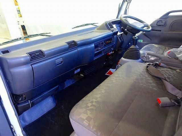 ISUZU ELF 2005 Image 31