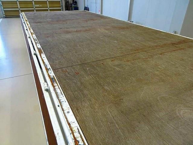 ISUZU ELF 2005 Image 31