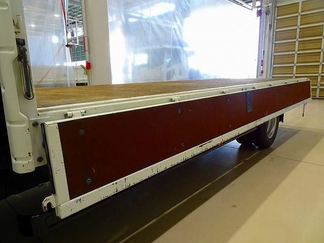 ISUZU ELF 2005 Image 31