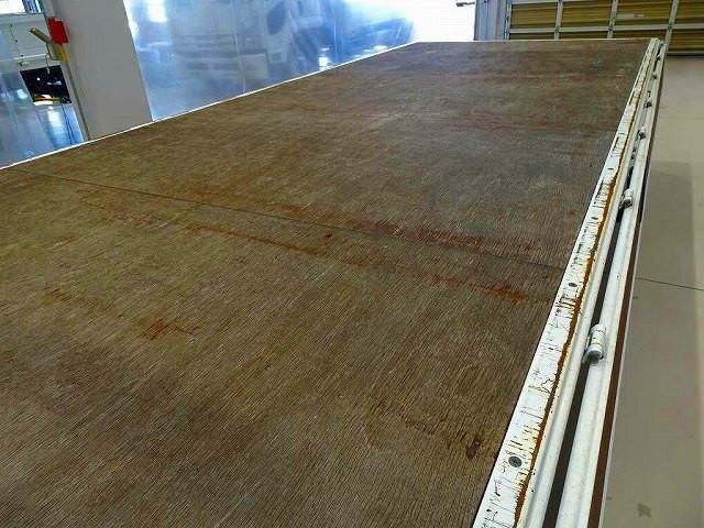 ISUZU ELF 2005 Image 31