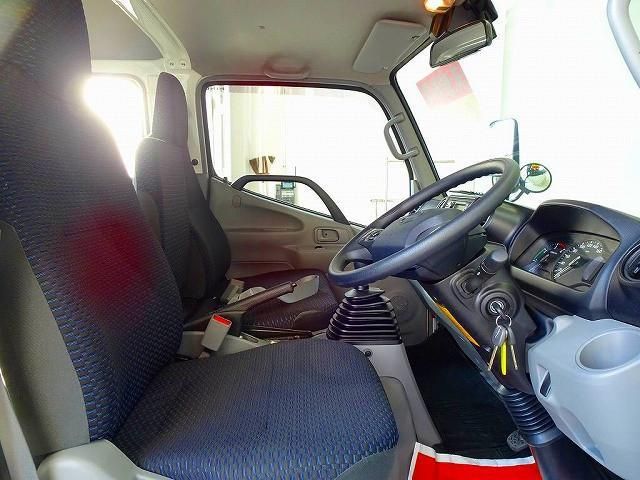 HINO DUTRO 2024 Image 31