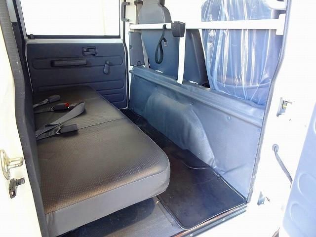 ISUZU ELF 2015 Image 31