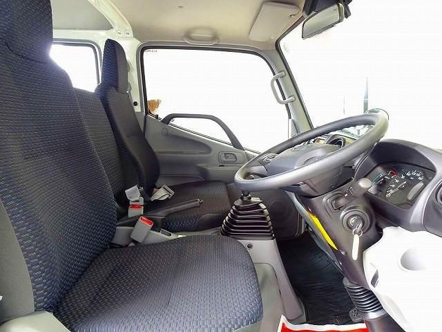 HINO DUTRO 2024 Image 31