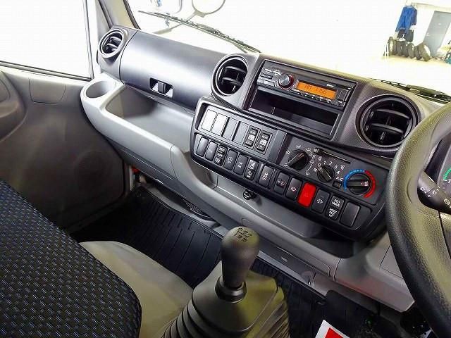 HINO DUTRO 2024 Image 31