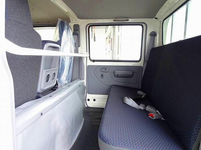 HINO DUTRO 2024 Image 31