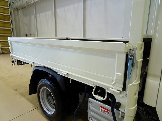 HINO DUTRO 2024 Image 31