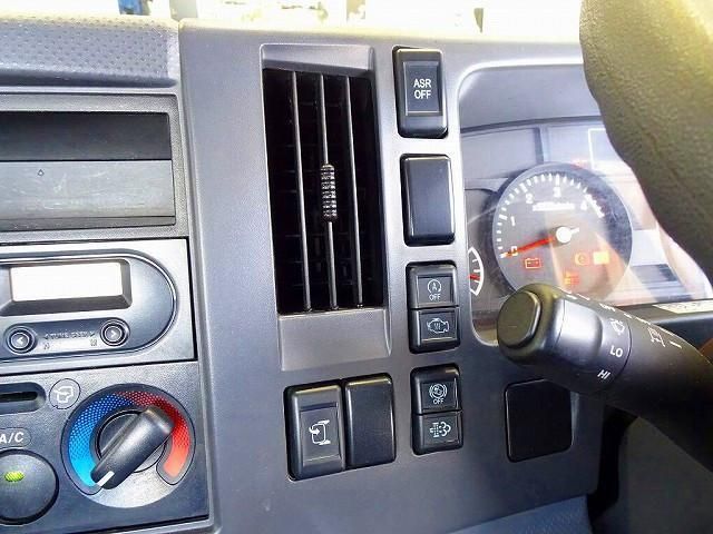 ISUZU ELF 2018 Image 31