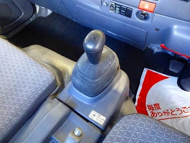 ISUZU ELF 2018 Image 31