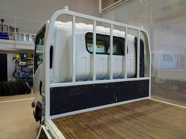 ISUZU ELF 2018 Image 31