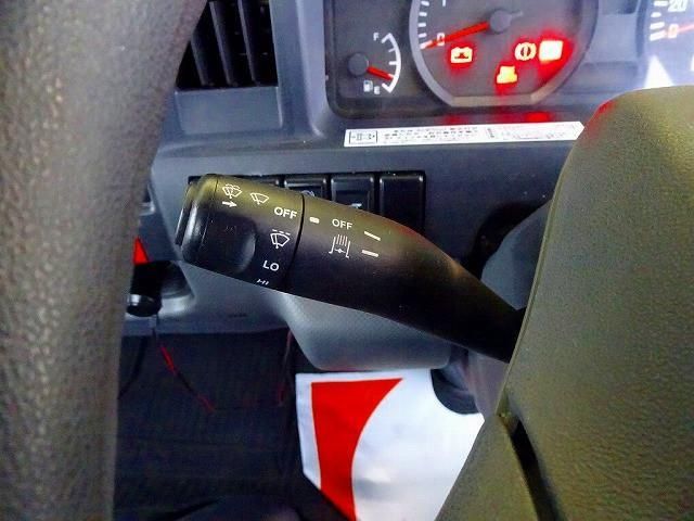 ISUZU ELF 2019 Image 31