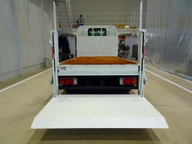ISUZU ELF 2019 Image 31