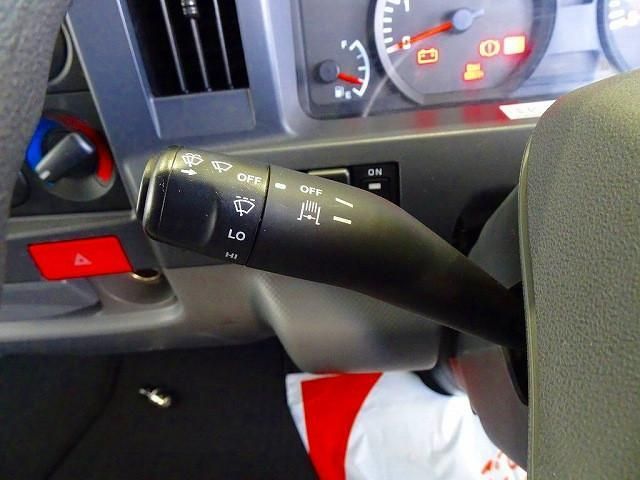 ISUZU ELF 2016 Image 31