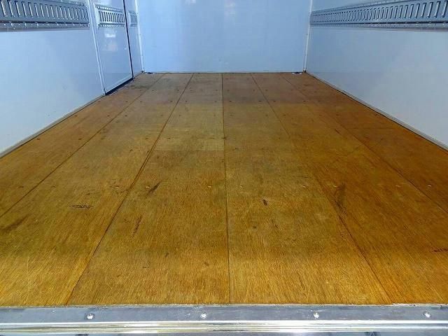 ISUZU ELF 2016 Image 31