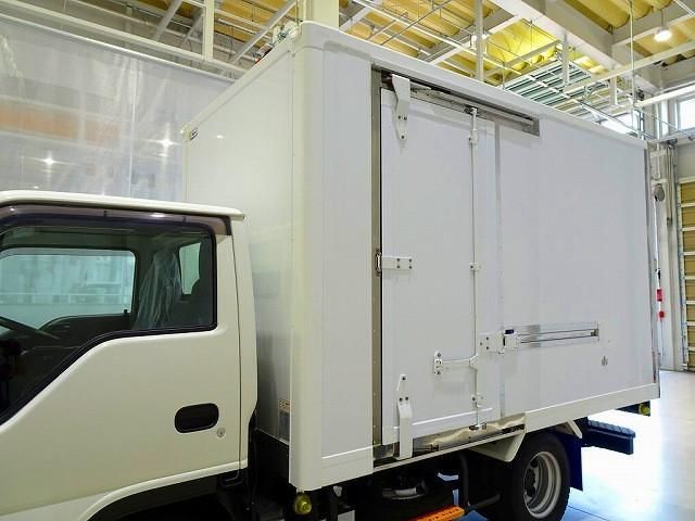 ISUZU ELF 2016 Image 31