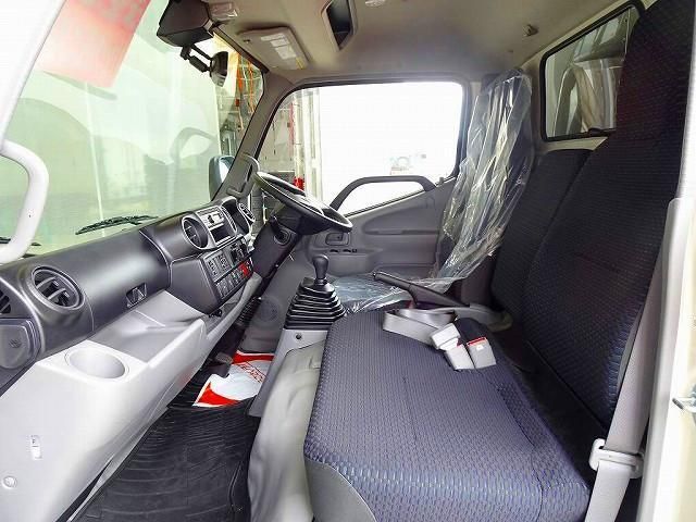 HINO DUTRO 2024 Image 31