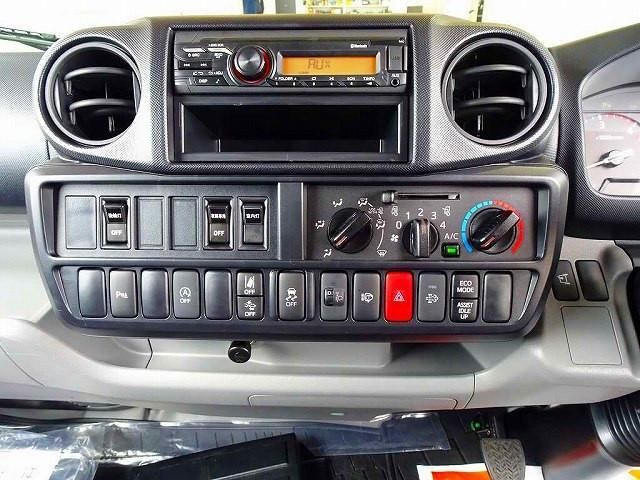 HINO DUTRO 2024 Image 31