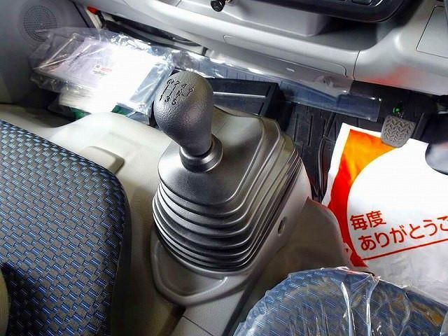 HINO DUTRO 2024 Image 31